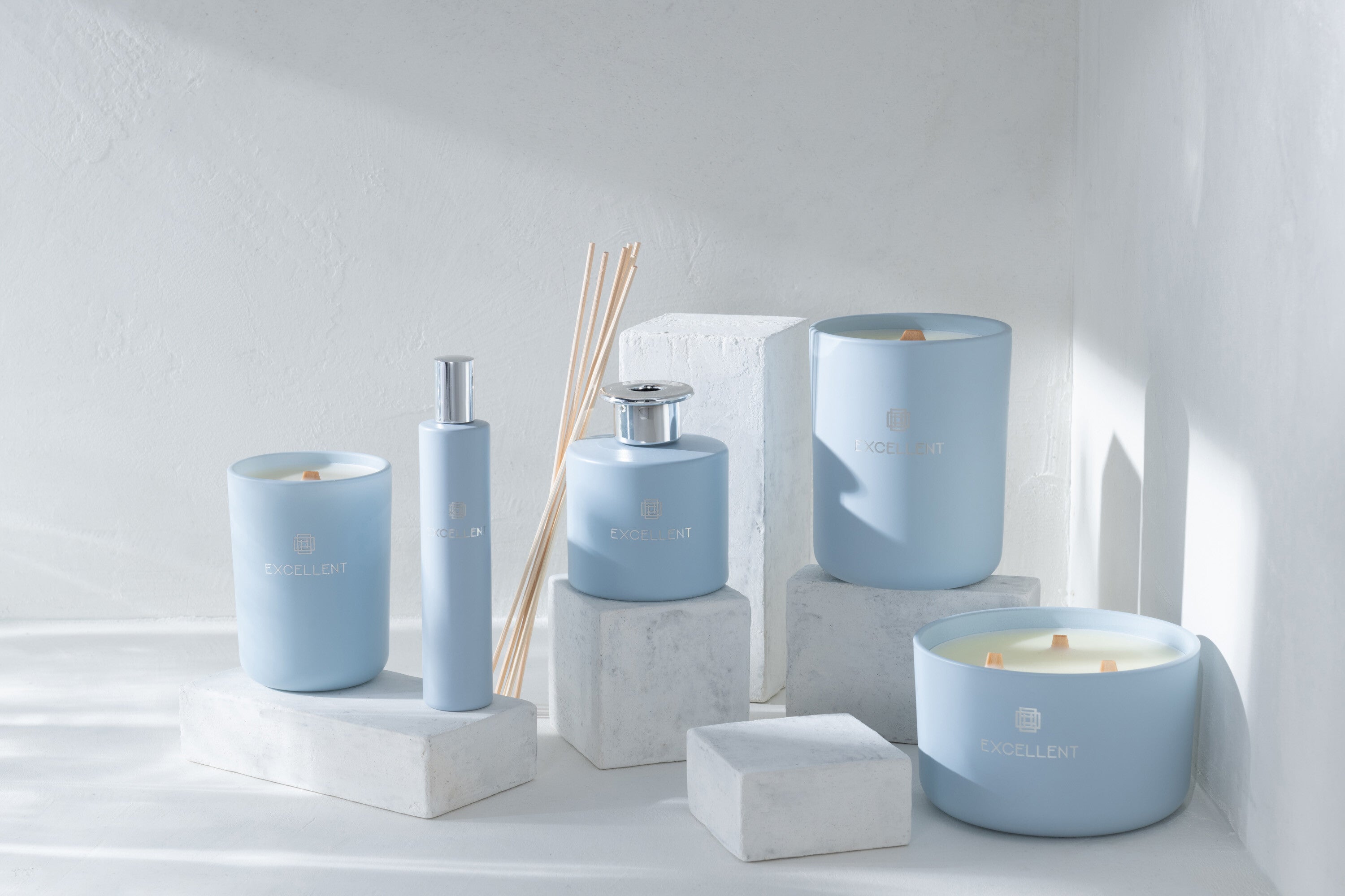 J-Line geurkaars Excellent - glas - lichtblauw – M - 80U