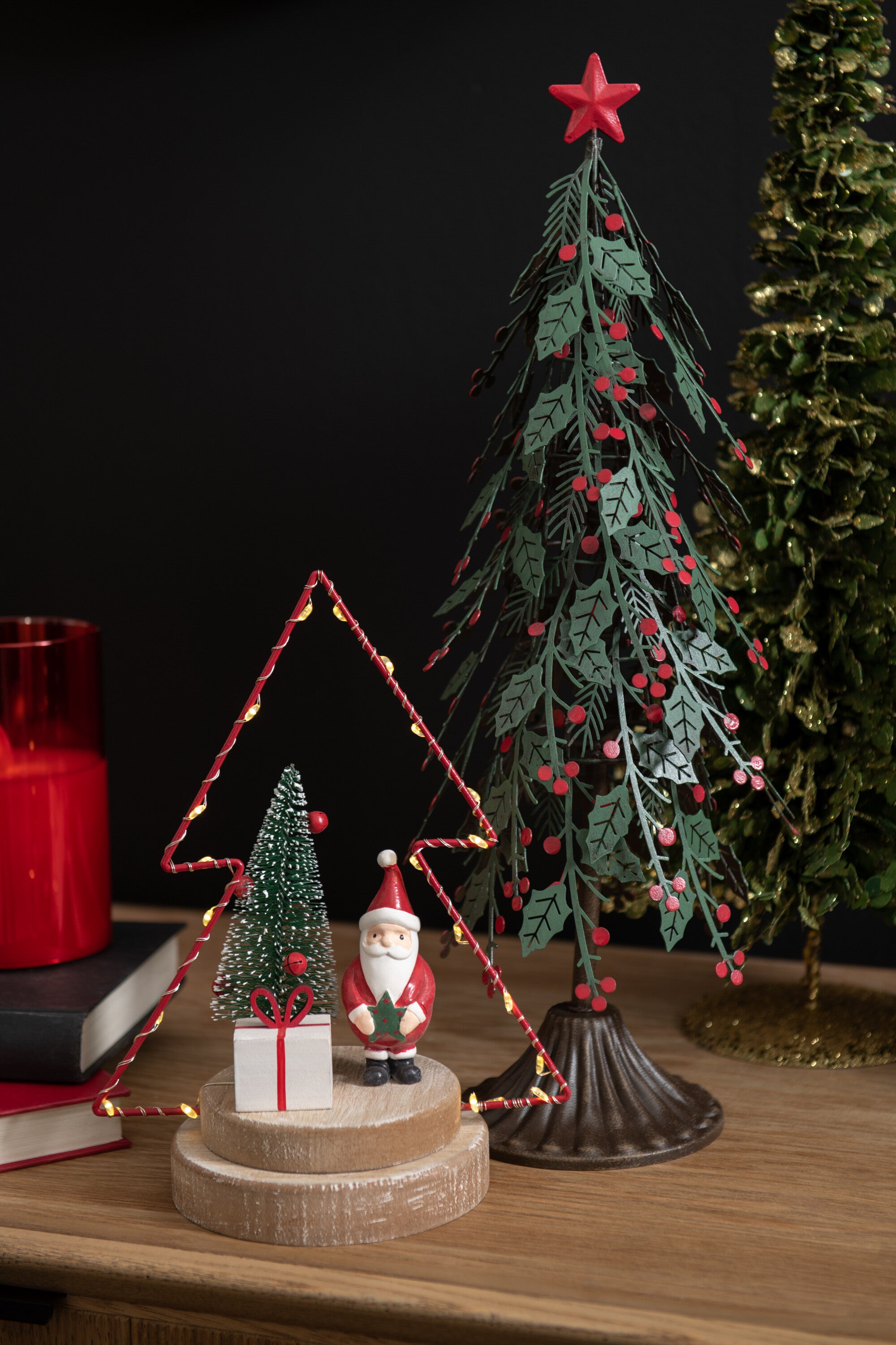 J-Line Kerstboom op voet bladeren metaal groen/rood klein