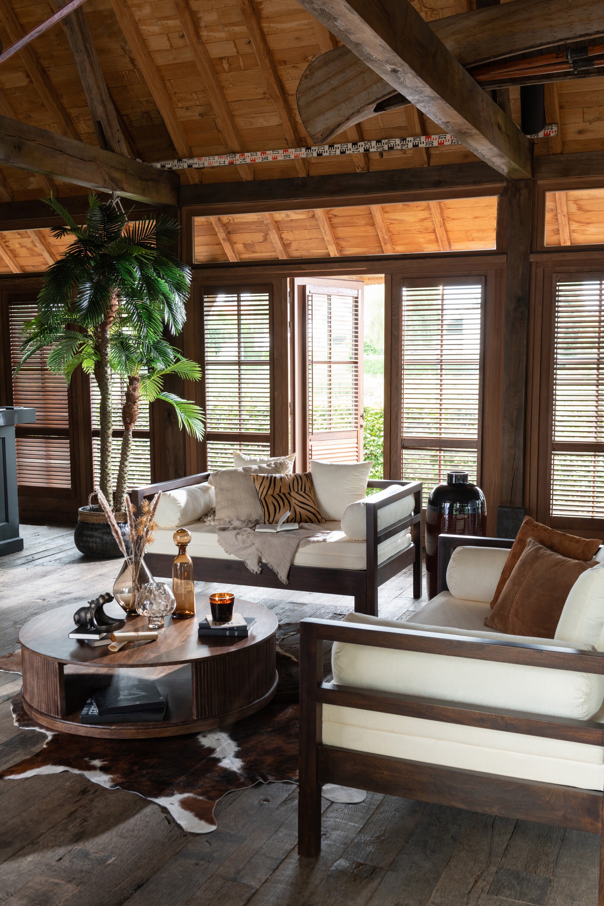 Bank/Bed Conie Matras+4 Kussens Mangohout Donkerbruin