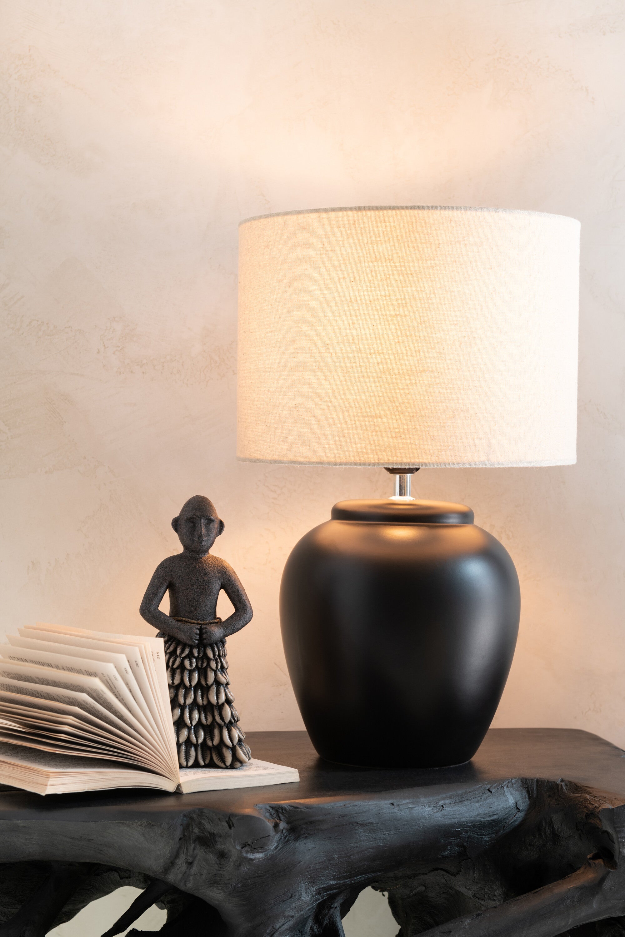 J-Line Lamp Meli + Kap Keramiek Linnen Zwart Small