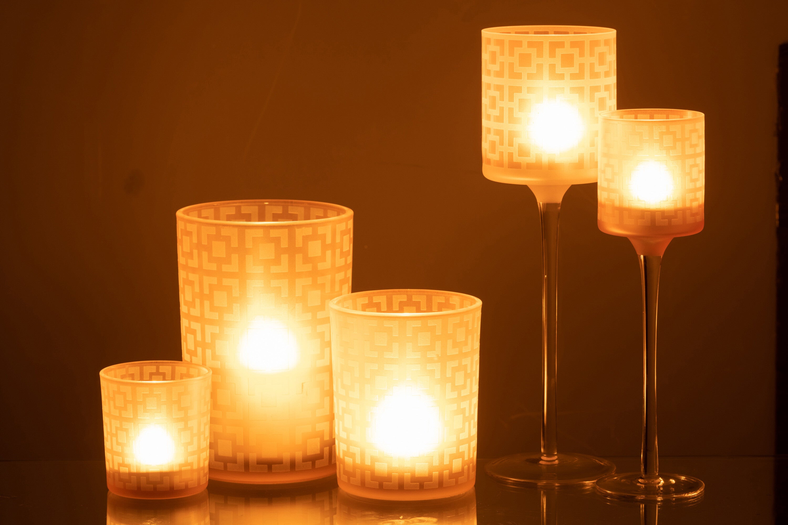 J-Line Theelichthouder On Voet Glas Beige Large