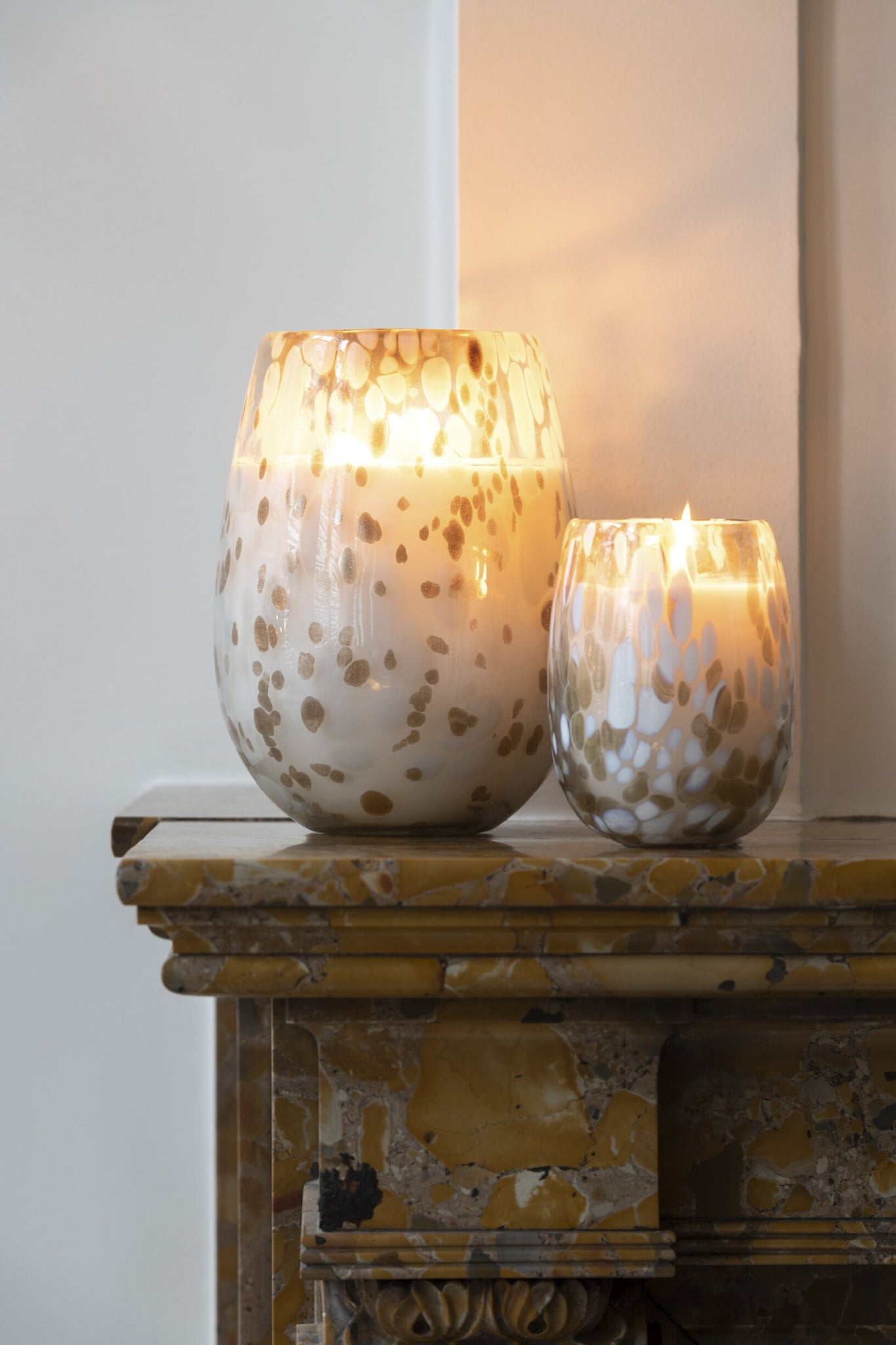 Geurkaars Mia Wit/Gemengd Glas Groot-230H
