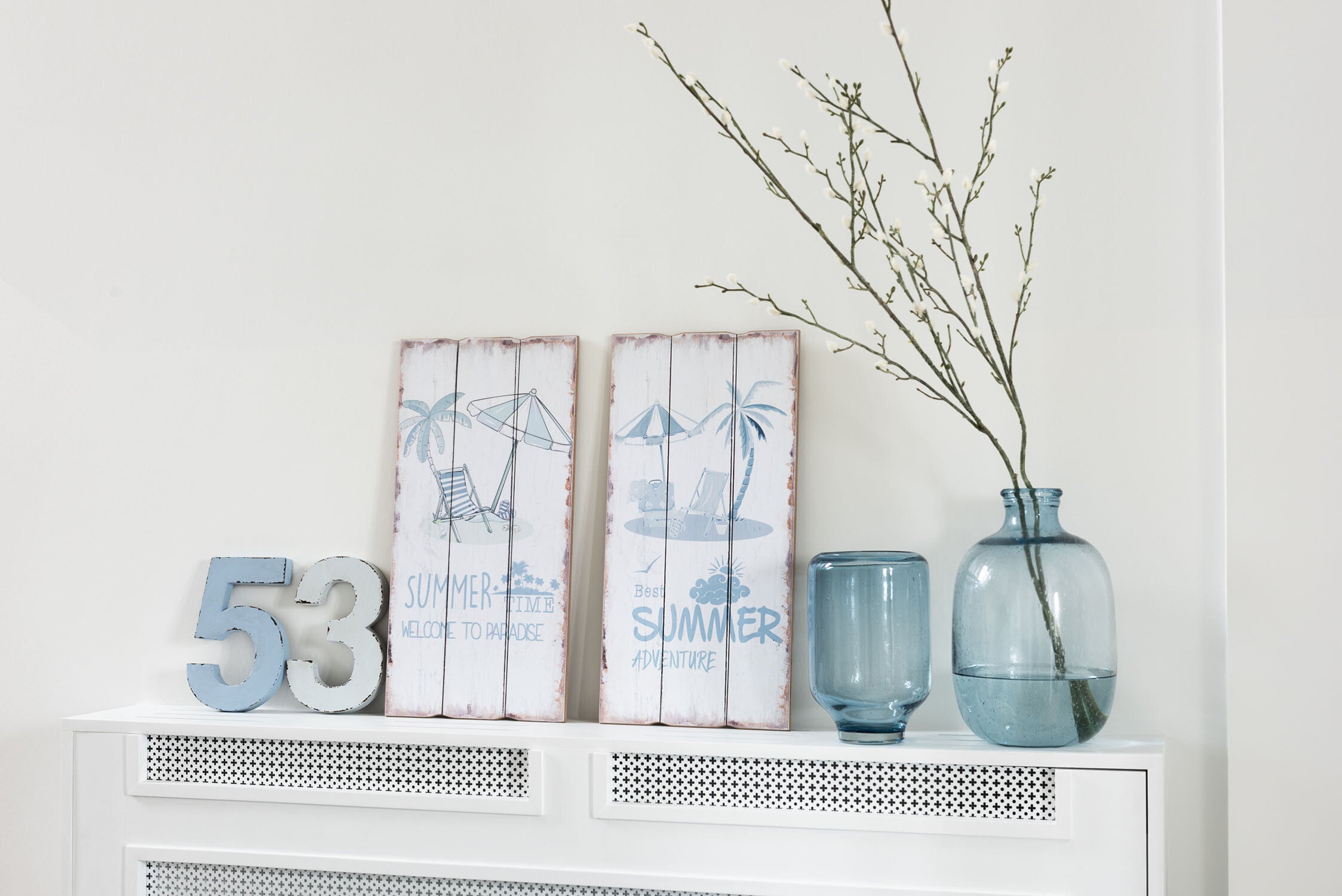 Vaas Nora Op Voet Rond Glas Lichtblauw Klein