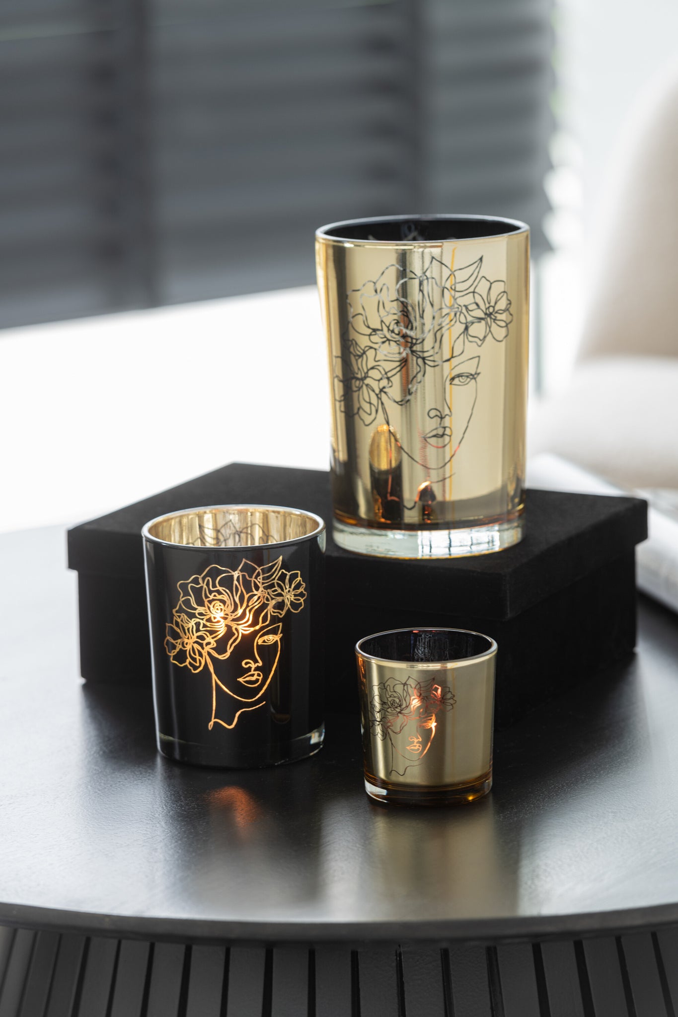 Theelichthouder Lady Hair Flowers Glas Zwart/Goud Klein Assortiment Van 2