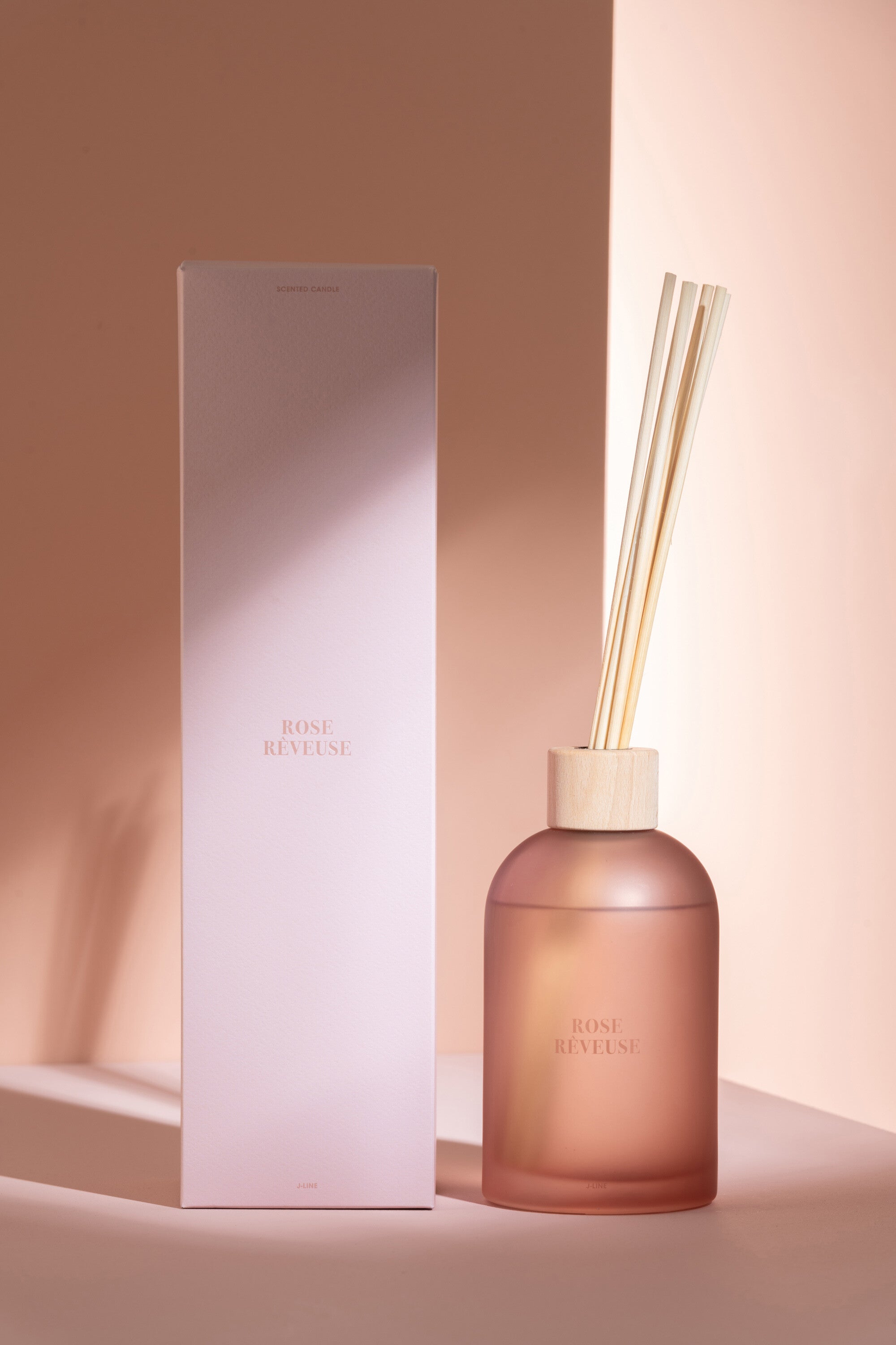 J-Line geurolie + stokjes - Essential Accords - Rose Rêveuse - roze