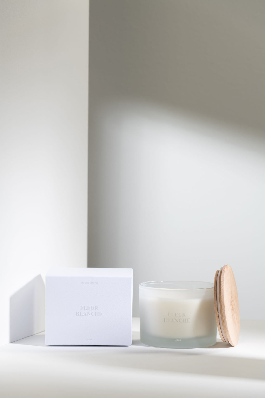 Geurkaars Accords Essentiels Fleur Blanche-28H
