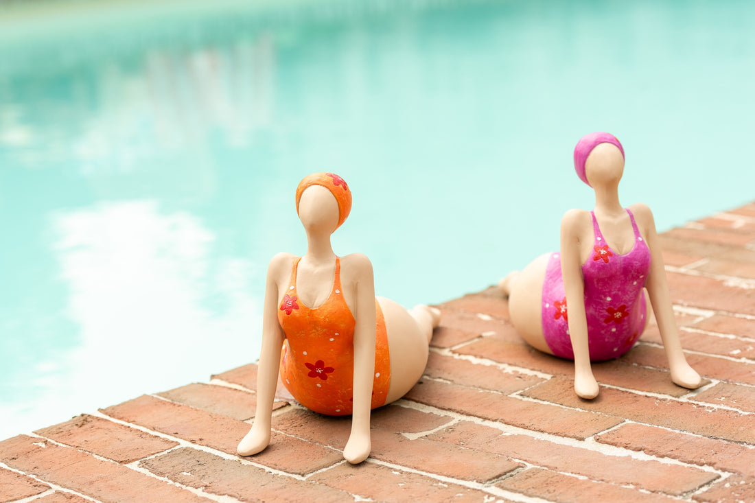 Vrouw Yoga Liggend Polyresin Mix Assortiment Van 2