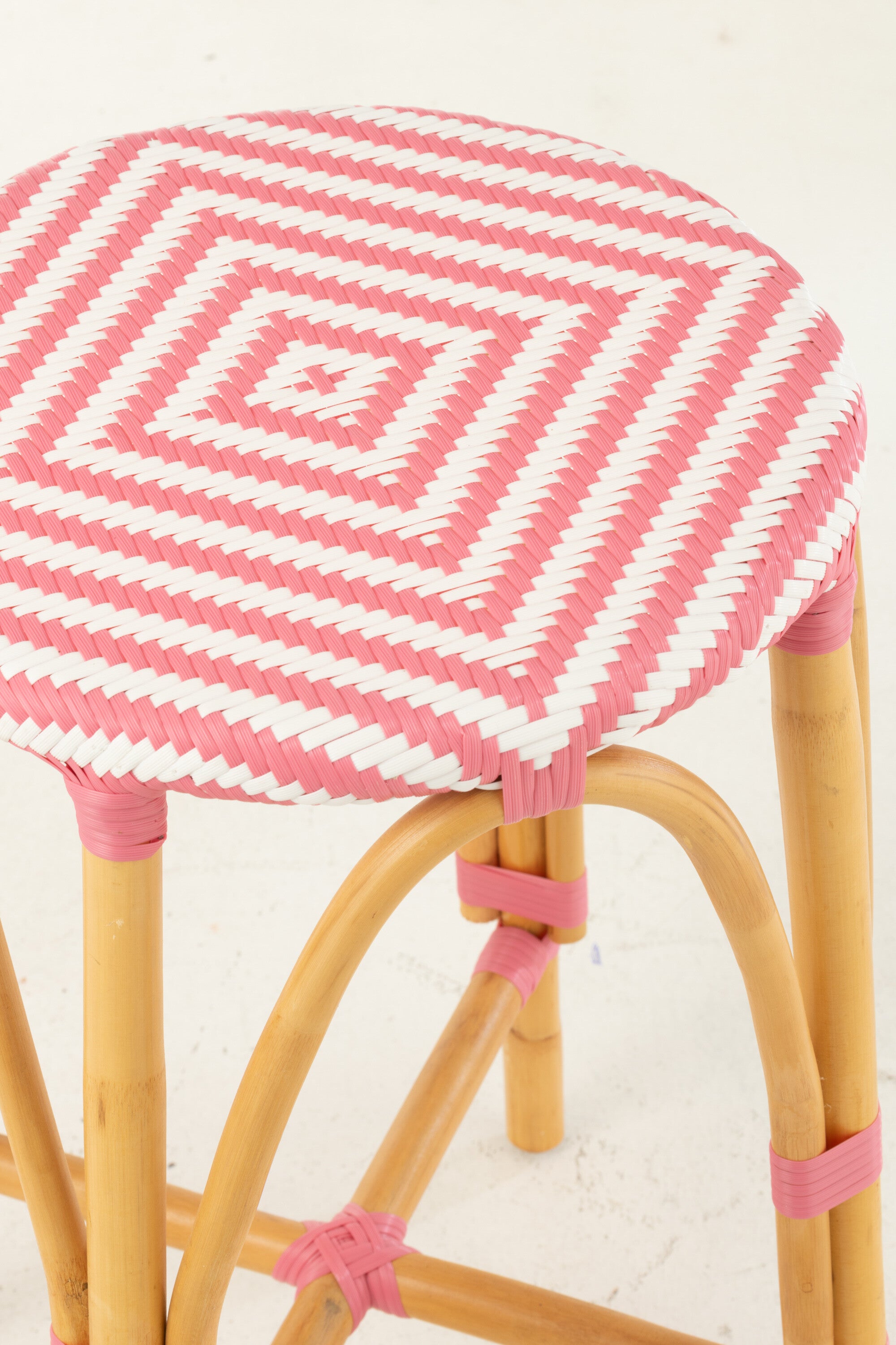 Kruk Rotan Roze Groot