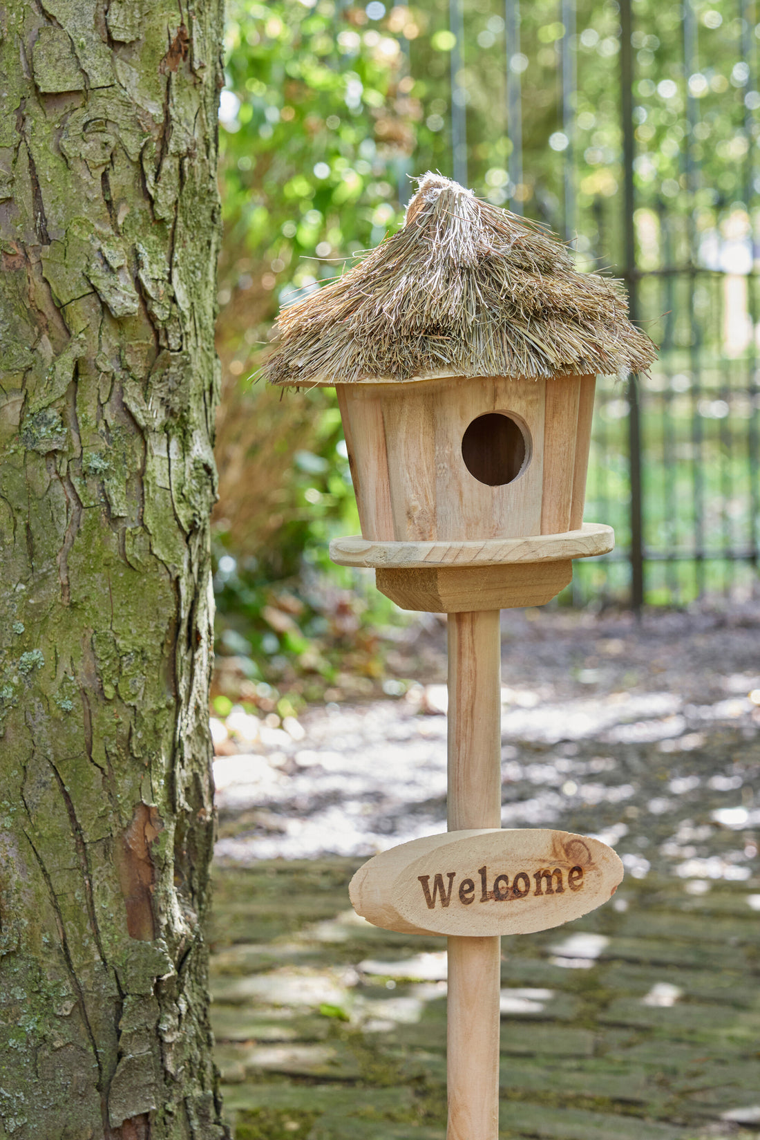 Vogelhuisje Op Stand Welkom Hout/Gedroogd Gras Natuurlijk
