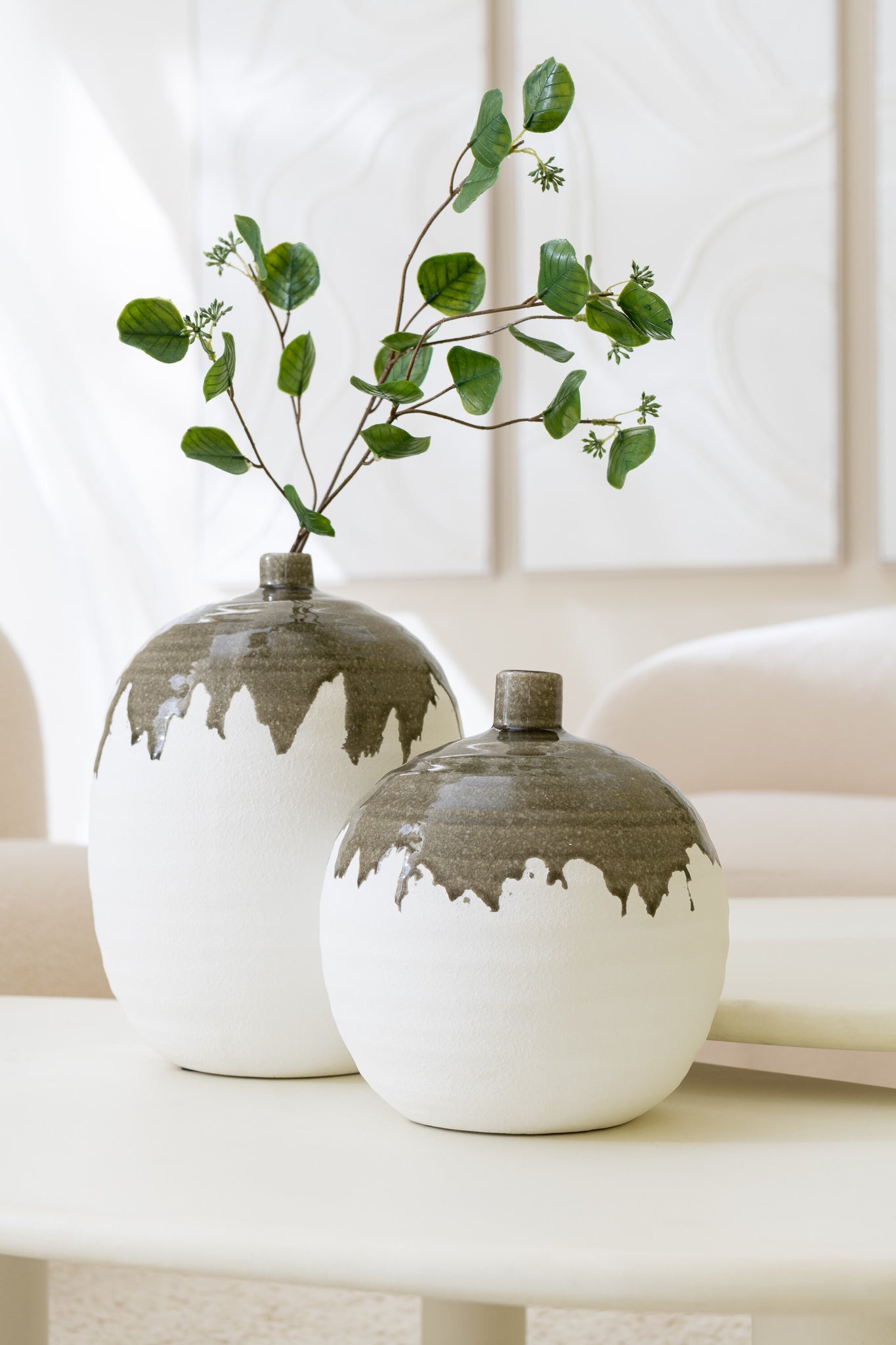 Vaas Olea Fles Rond Olijfgroen/Wit