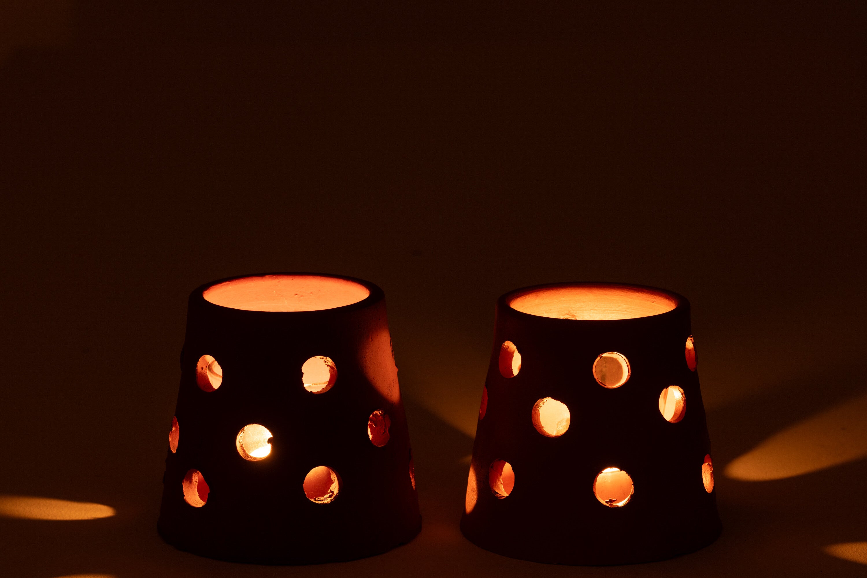 T-Lichthouder Gaia Smal Klei/Glas Rood/Bruin Assortiment Van 2