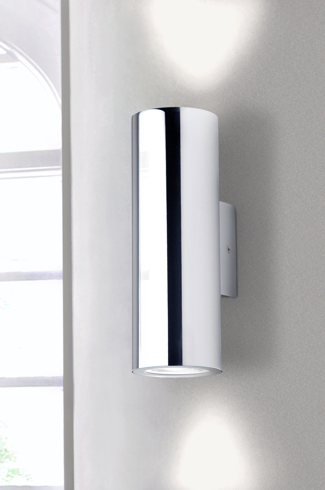 Kronn wandlamp 2 x GU10 glanzende chromen afwerking