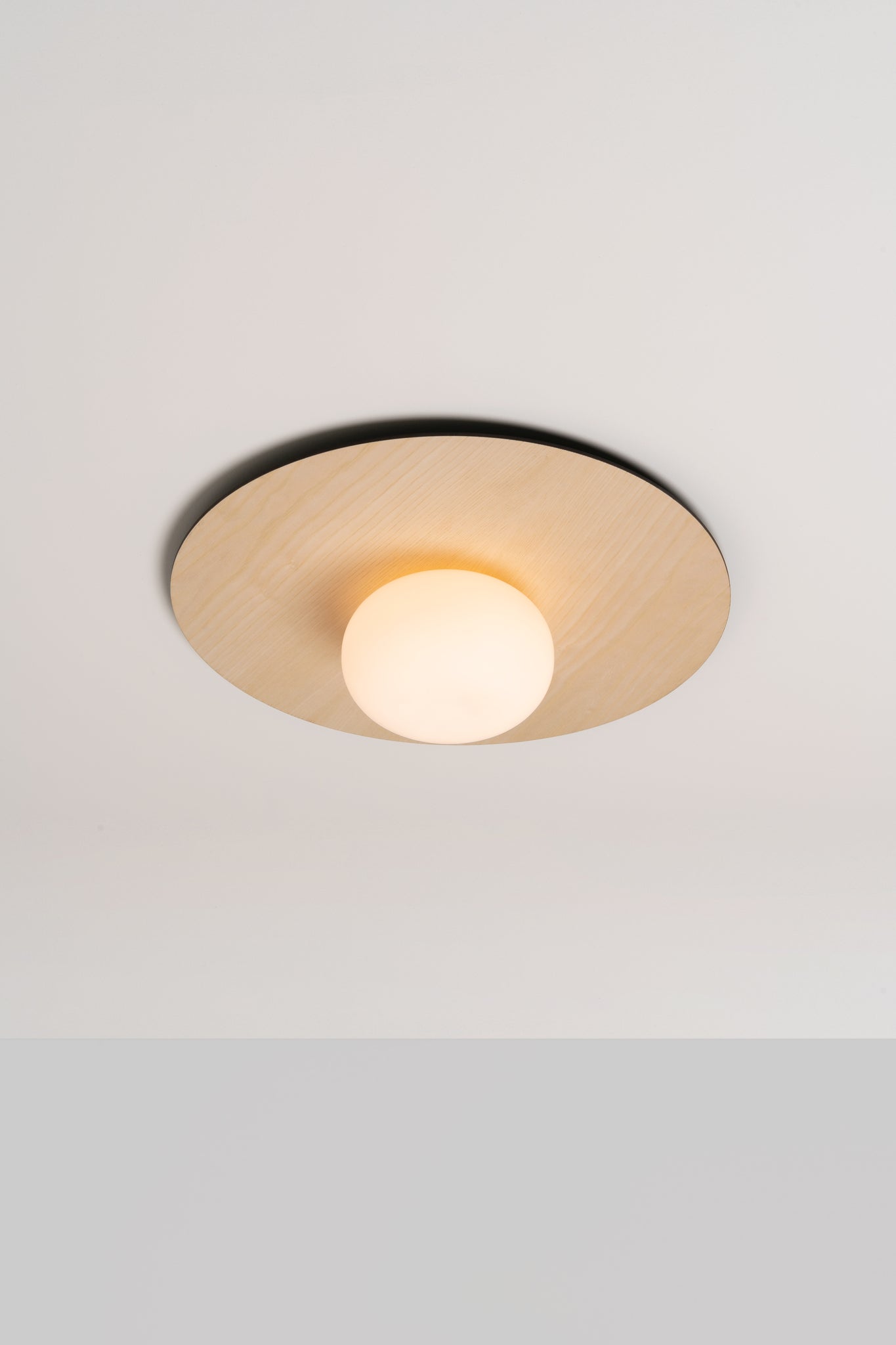 Knock wand-/plafondlamp G9 40 cm essenhout