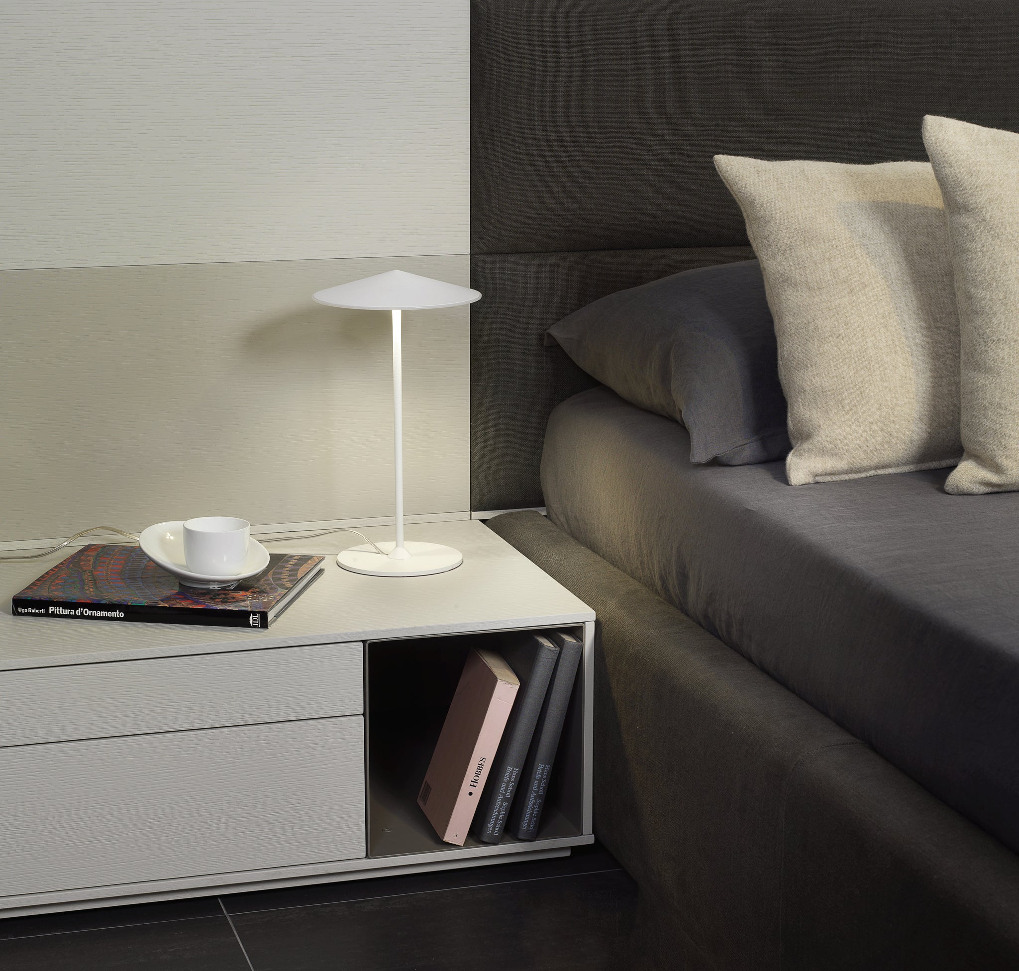 Pla tafellamp LED gestructureerd wit