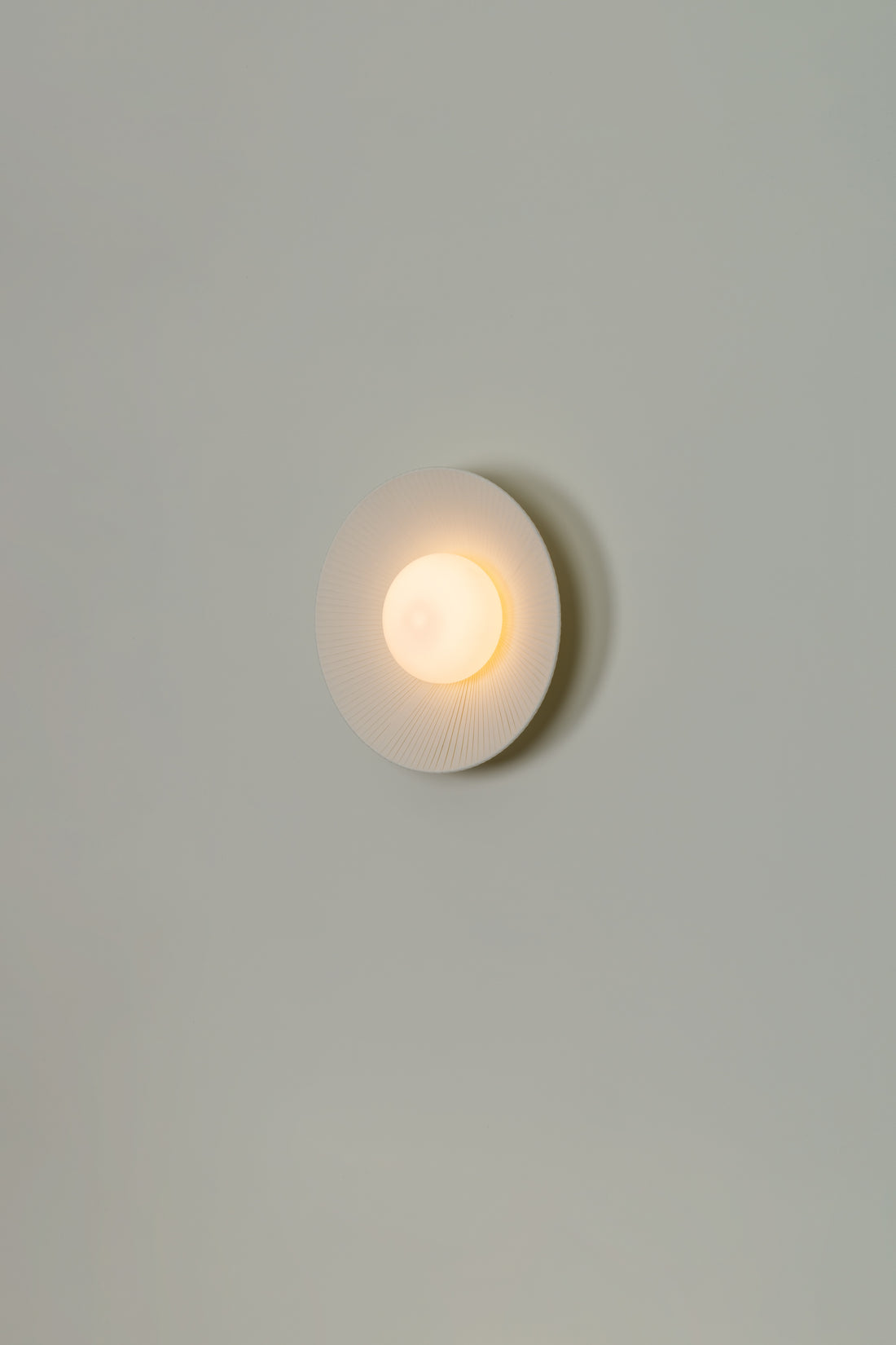 Arctic Circle Ribbon wandlamp crème 35 cm