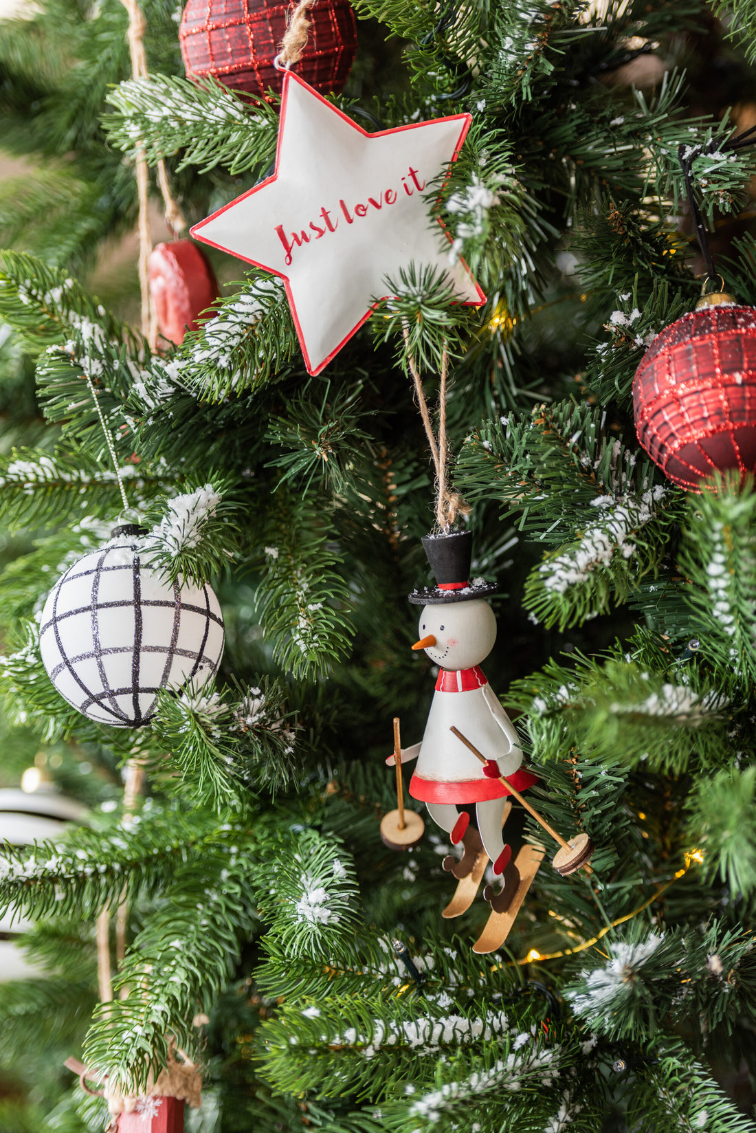 Hanger Kerstman/Rendier/Sneeuwpop Metaal Wit/Rood Assortiment Van 3