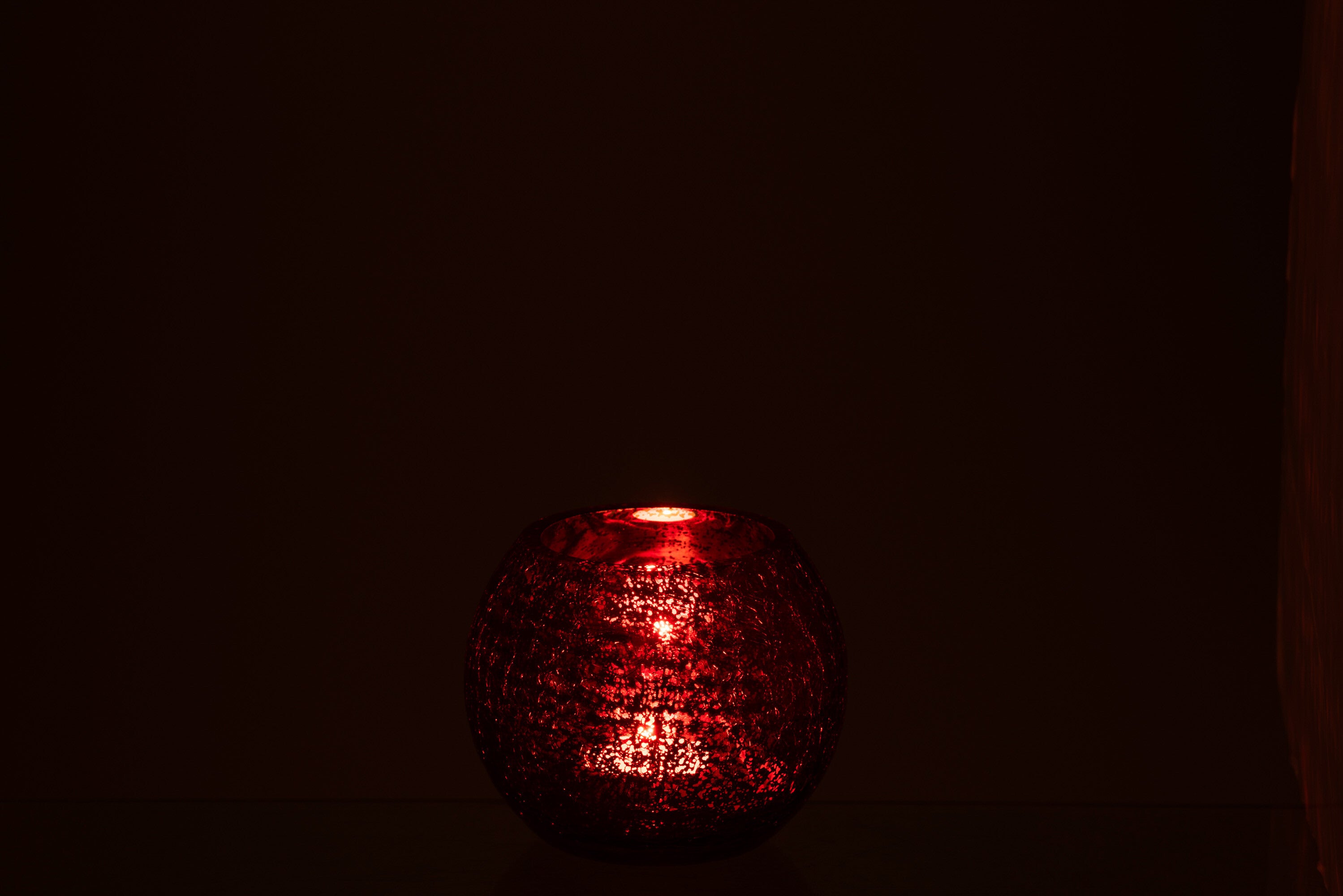 Orkaanbal Knisperglas Glanzend Rood Klein