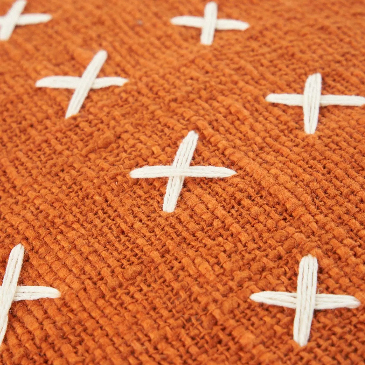 De Zillion Kiss Kussenhoes - Terracotta Wit