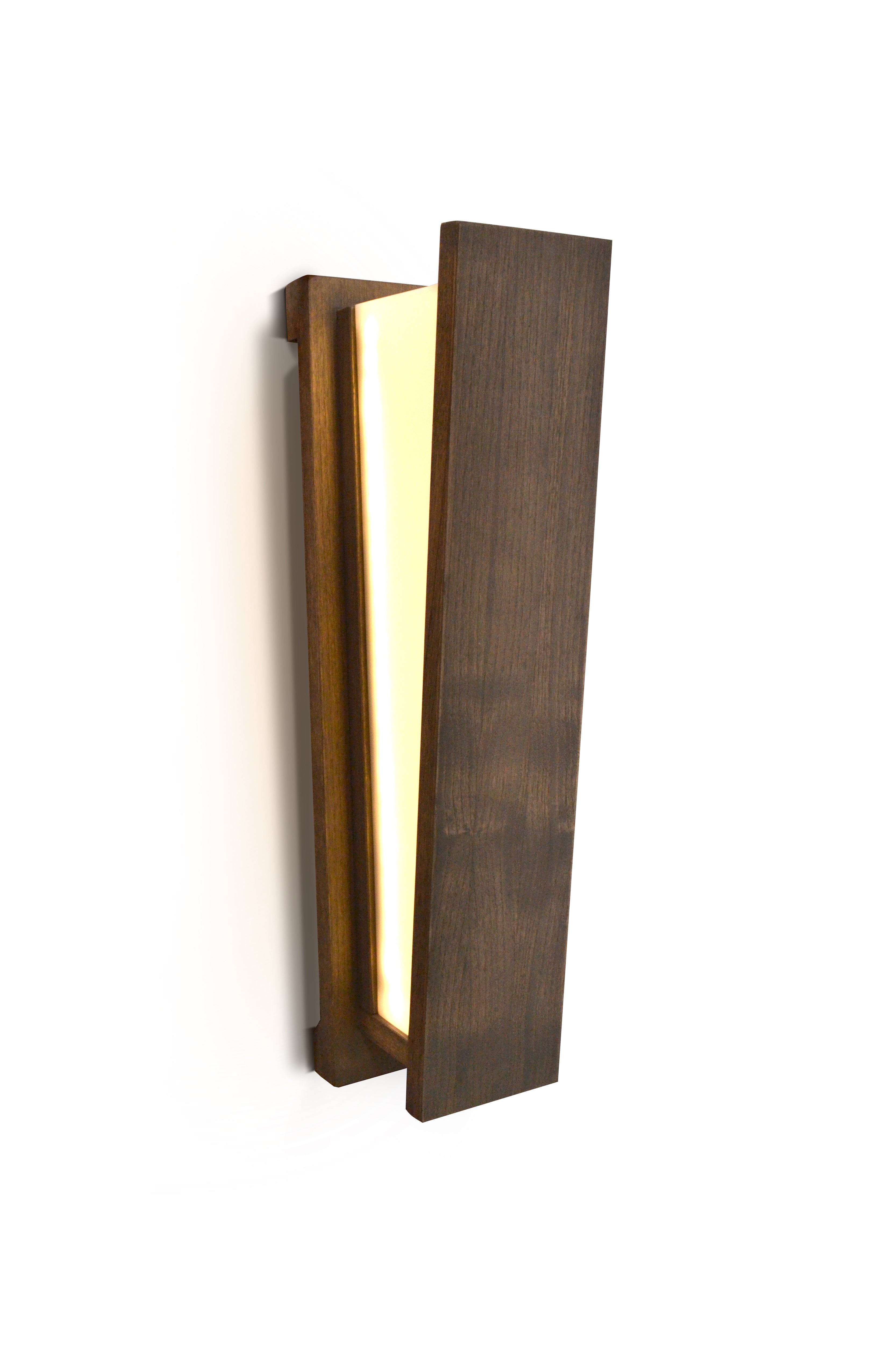 Belvivere Wandlamp Lumen- prachtig slank design en ambachtelijk houtwerk