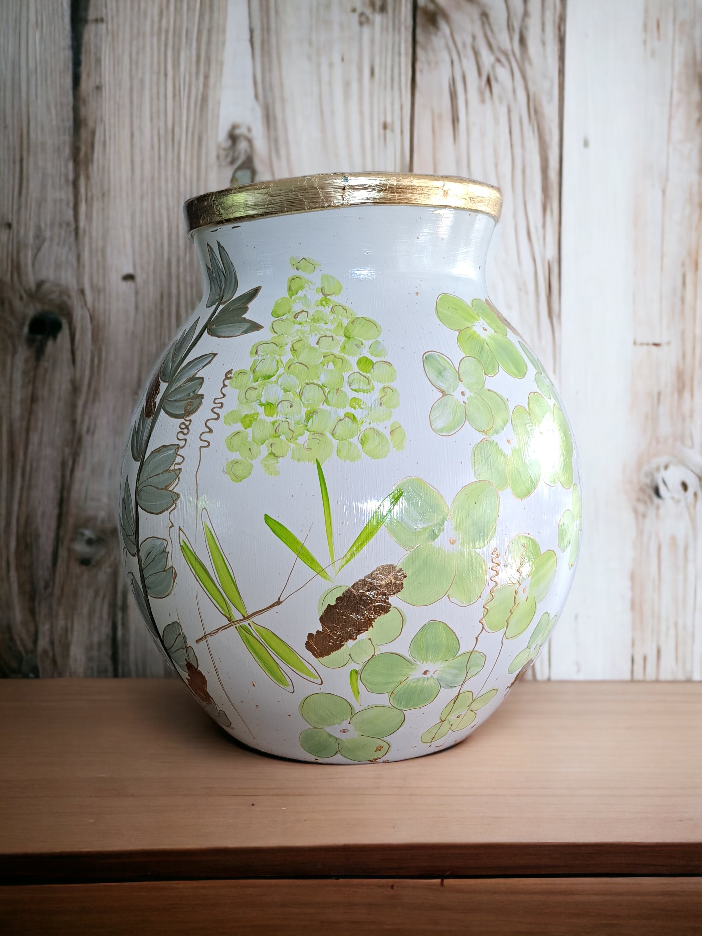 Handbemalte Vase, entworfen von Tanja Diederen