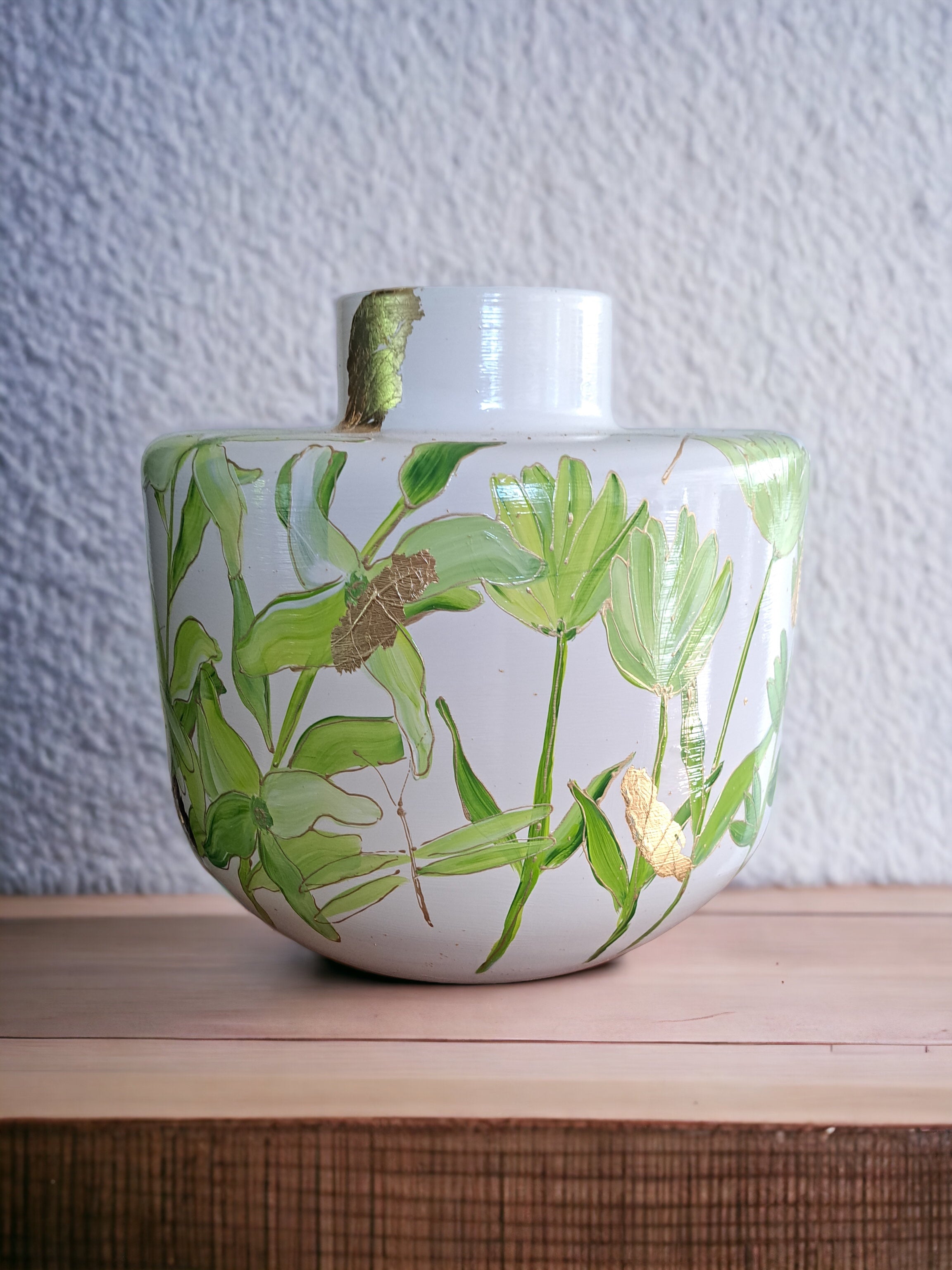 Handbemalte Vase, entworfen von Tanja Diederen