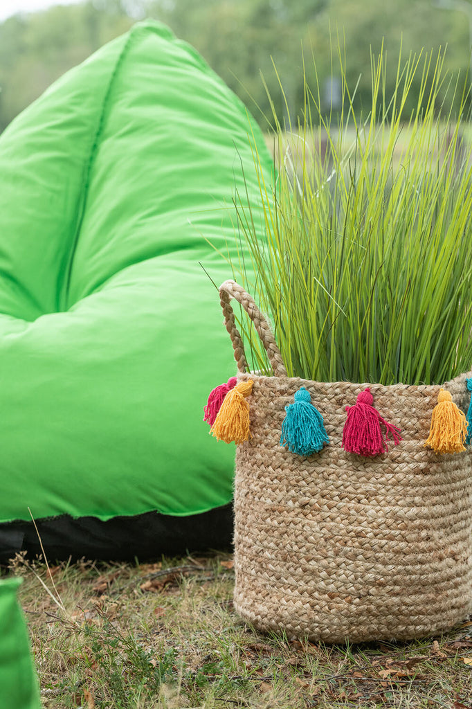 Mand met gekleurde kwasten van jute natuurlijk groot