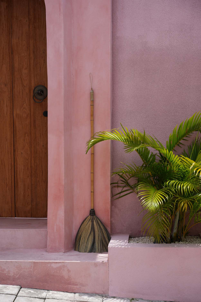 De Grote Bezem - Naturel Zwart