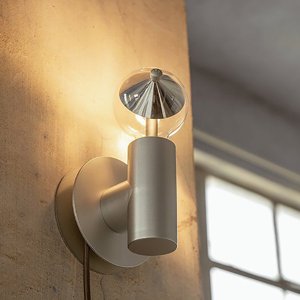 LED lamp Cone zilver G80 E27 3W 220Lm 2700K