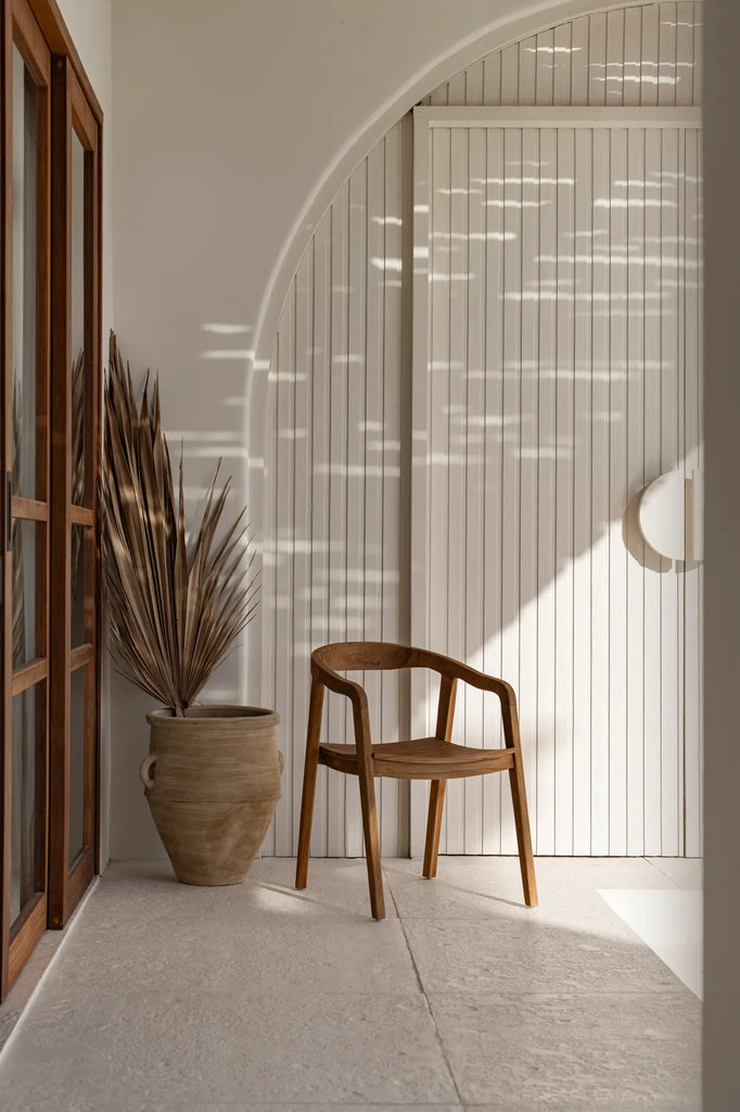 De Nihi Oka Dining Chair - buiten