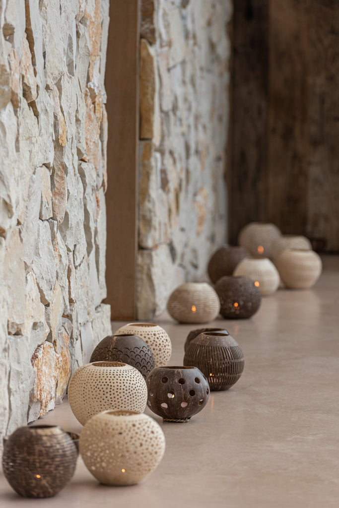 Theelichthouder Kokosnoot Gaten Bruin Assortiment Van 2