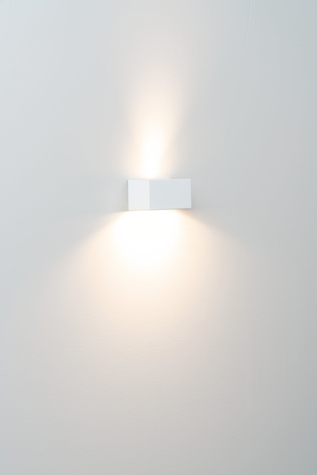 Mini wandlamp H.5 G9 gestructureerd wit