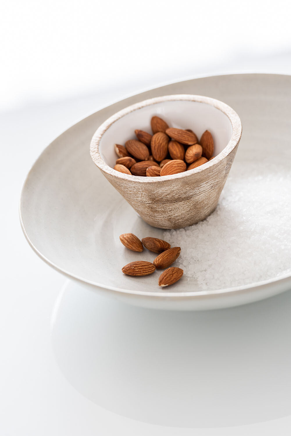 Kom van mangohout wit klein