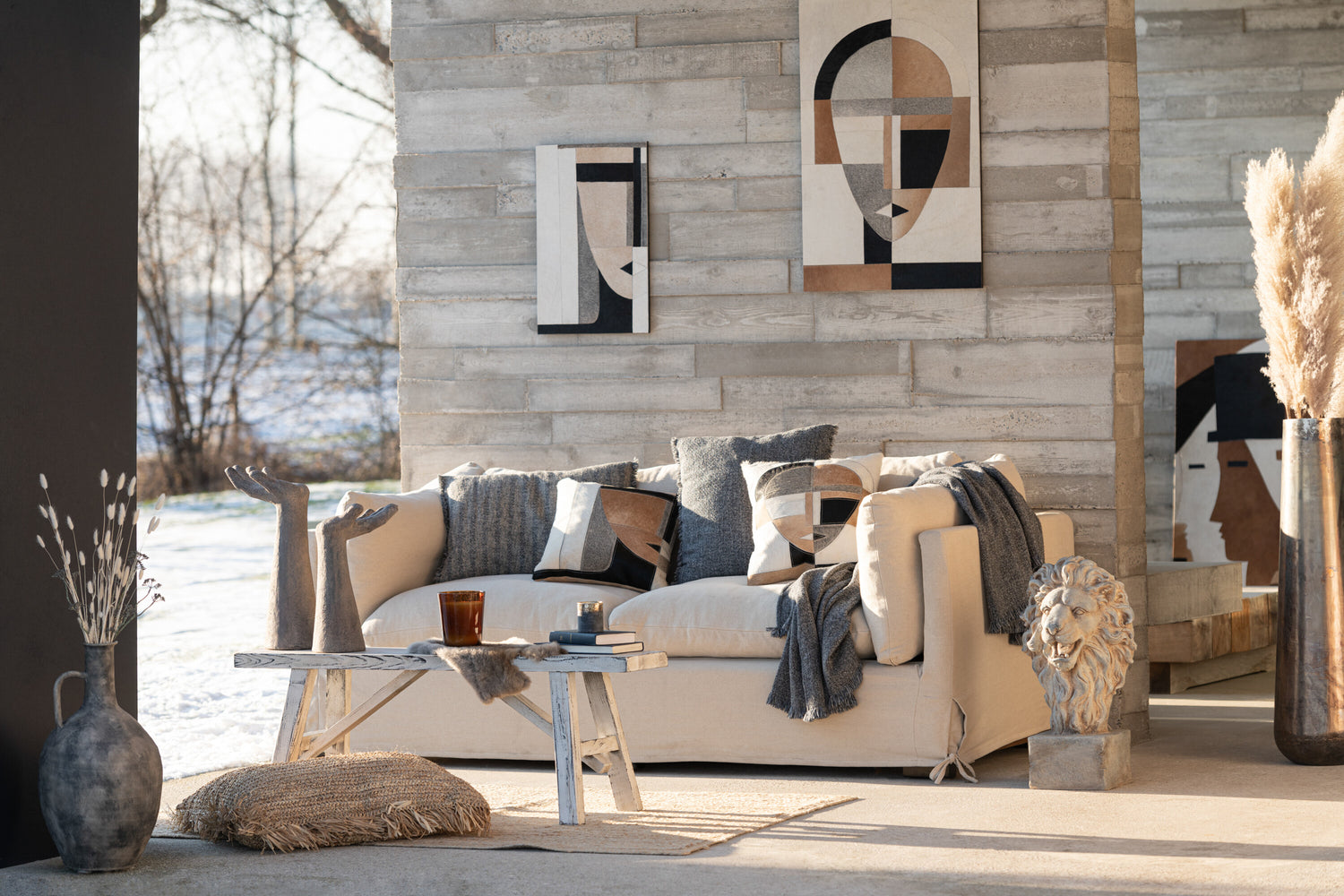 Vaas met gevlekt handvat van keramiek Br/Gry Klein