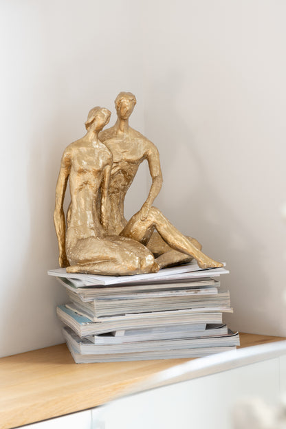 Koppel Zittend Hars Goud