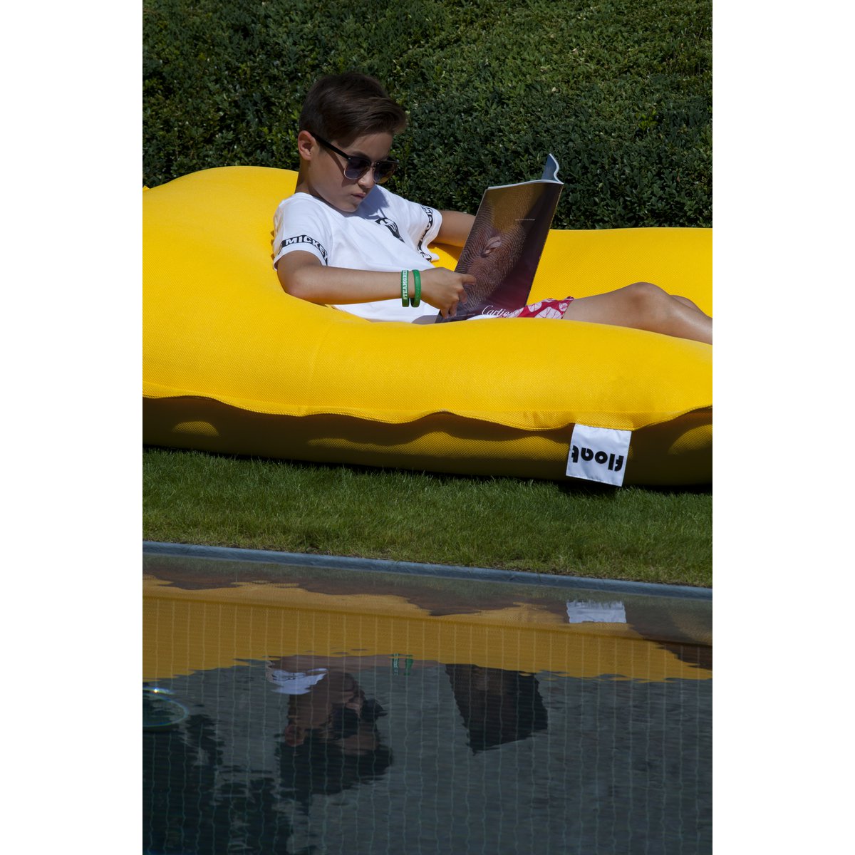 FLOAT BEAN BAG ZWEMBAD - geel