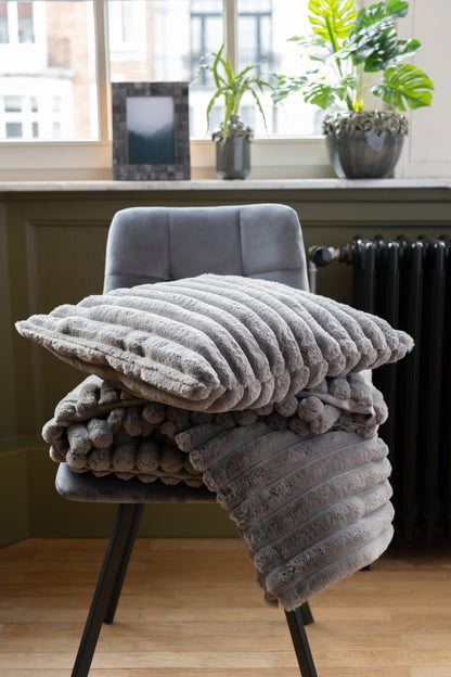 J-Line Plaid corduroy - polyester - donkergrijs - 180 x 130 cm