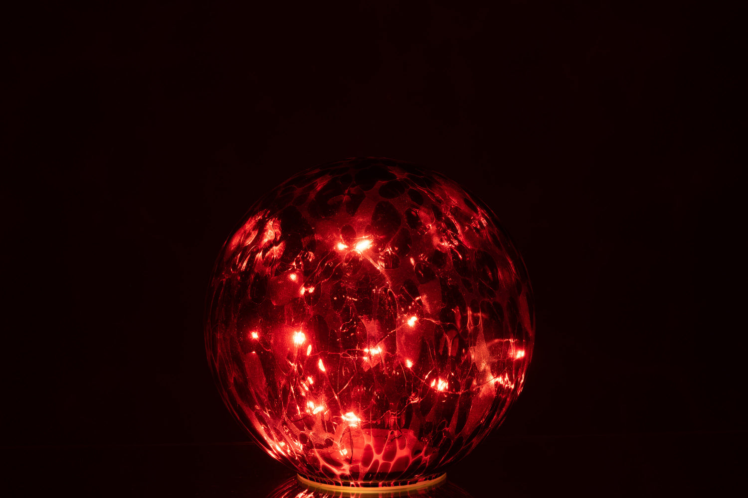 Bal met LED-verlichting, gespot glas rood/zwart