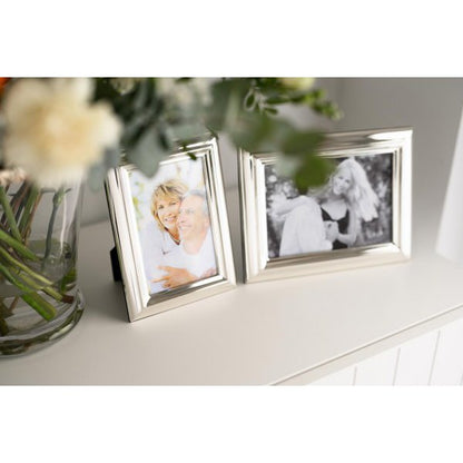 EDZARD fotolijst Florence voor foto 10 x 15 cm, edel verzilverd, aanslag beschermd, met 2 hangers