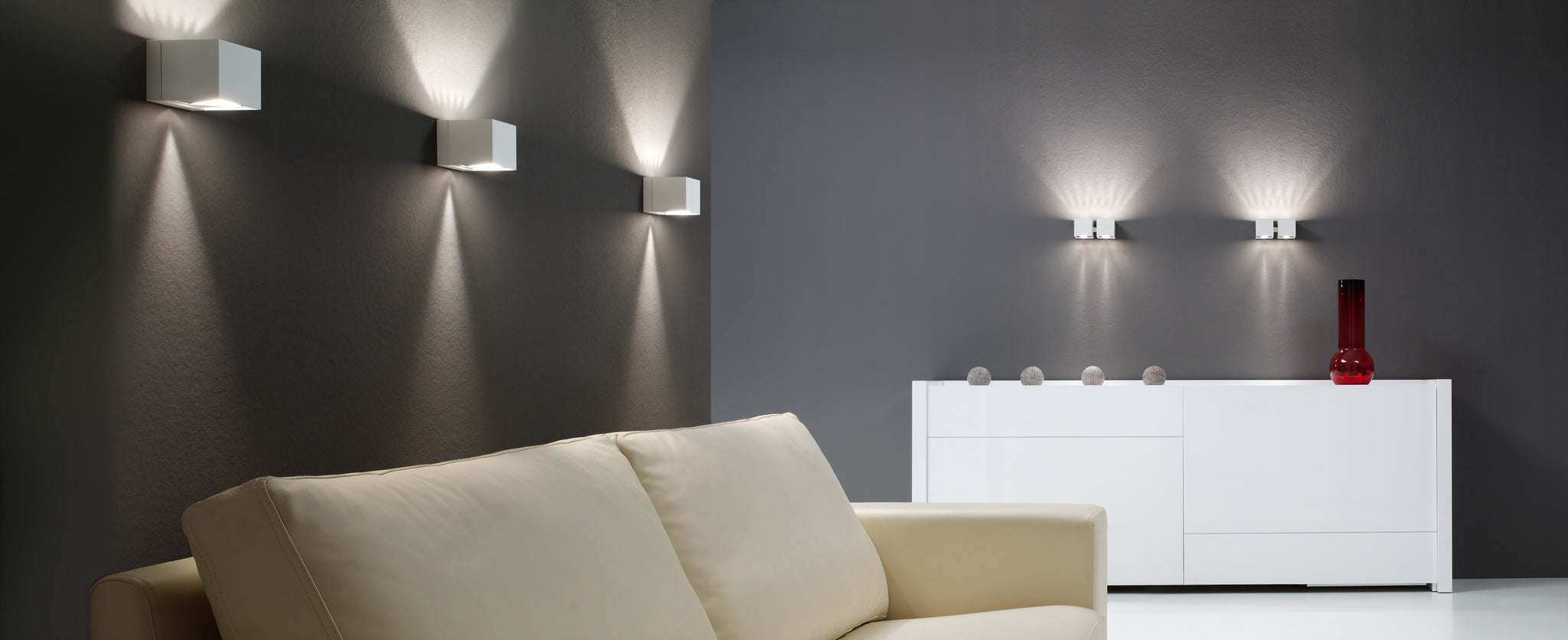 Dau 80 wandlamp 2 x G9 gestructureerd wit