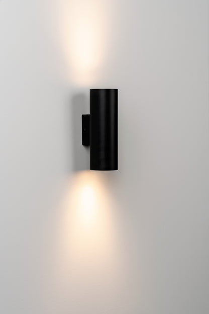 Kronn wandlamp 2x GU10 gestructureerd zwart