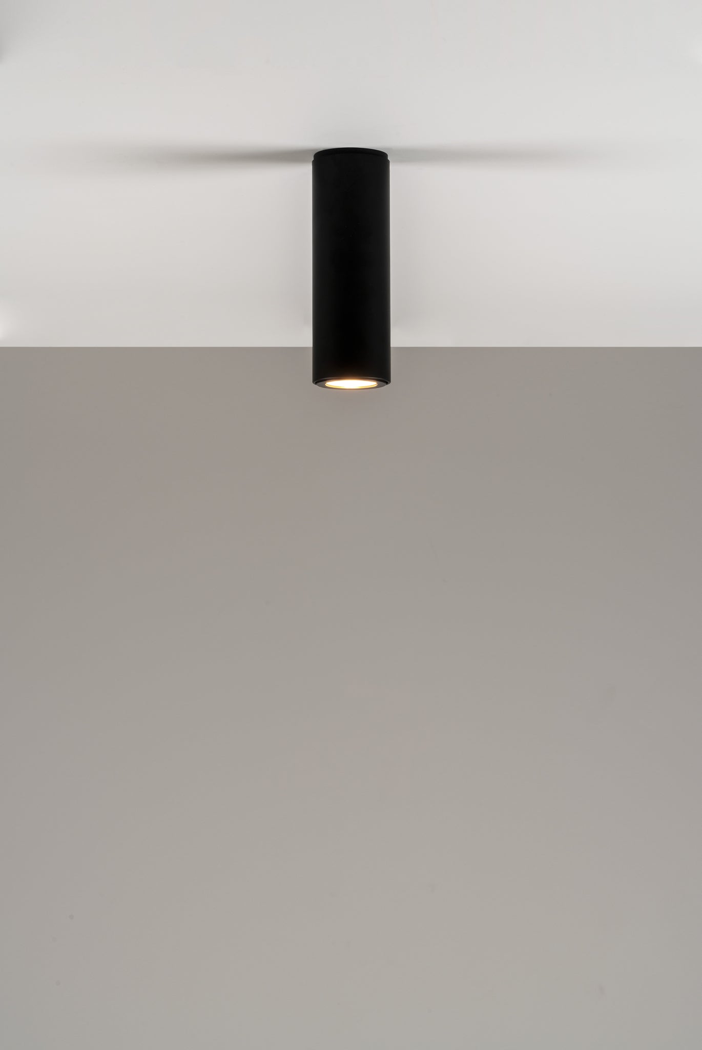 Kronn plafondlamp GU10 H. 20 cm gestructureerd zwart