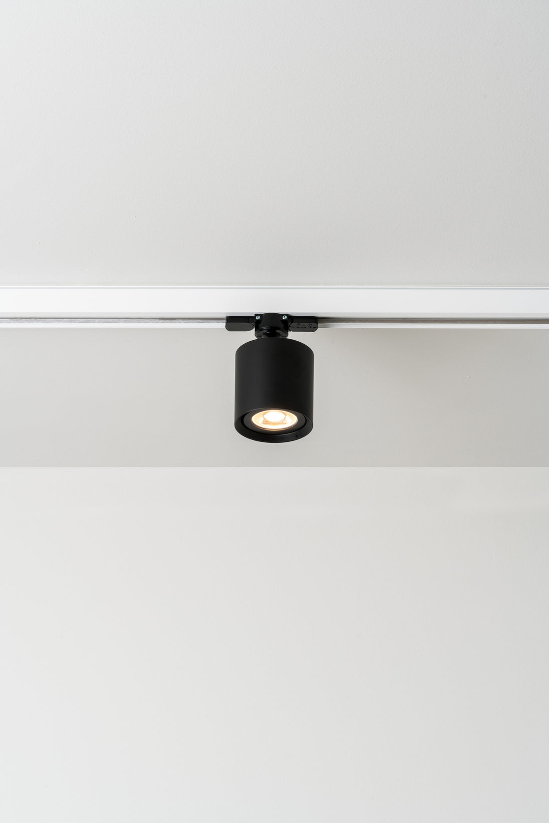 Kronn railspot 3P GU10 zwart met structuur