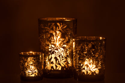 Orkaan laat glas groen/antiek goud groot achter.