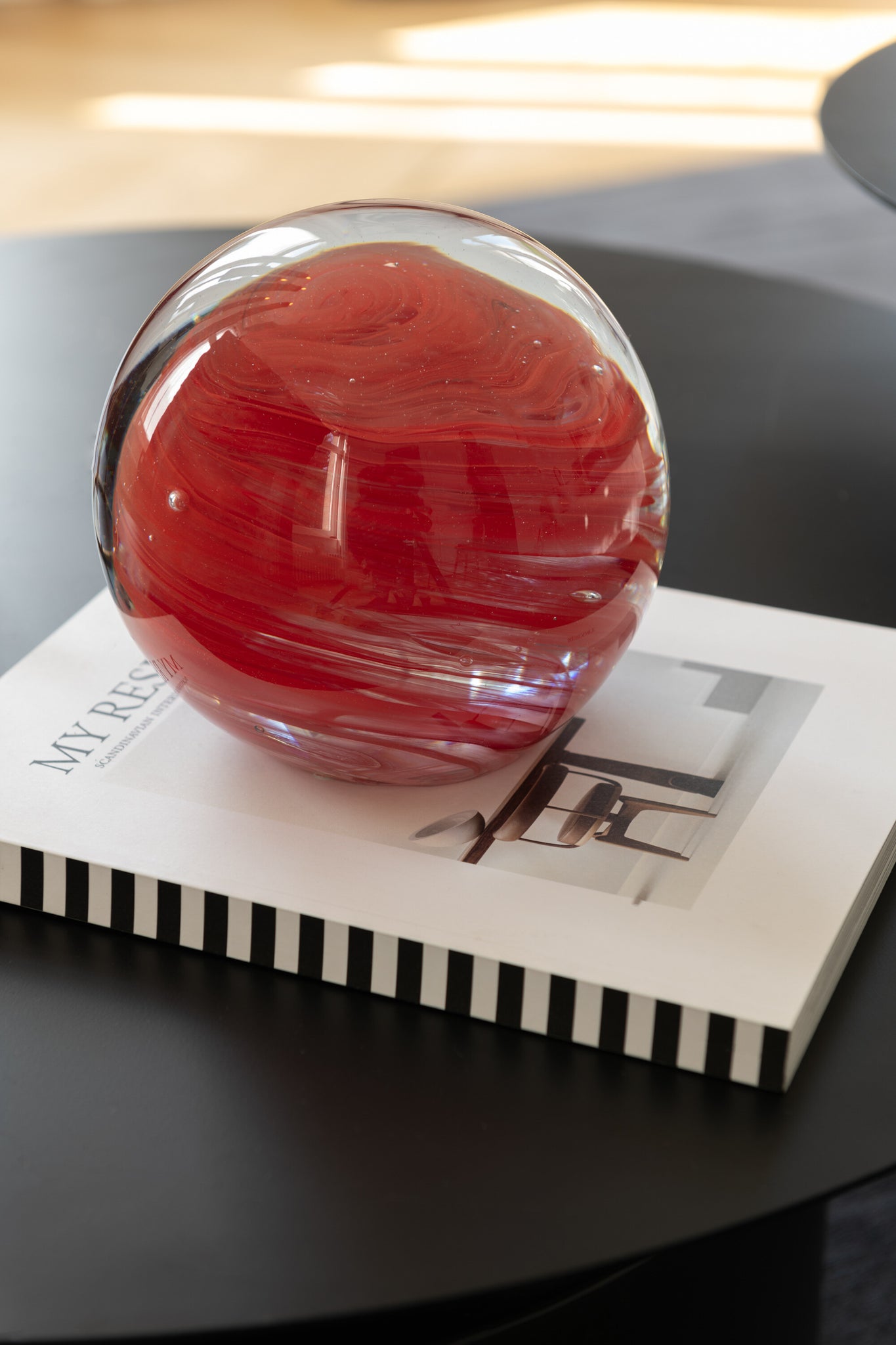 Papiergewicht Twister Ronde Glas Rood Groot