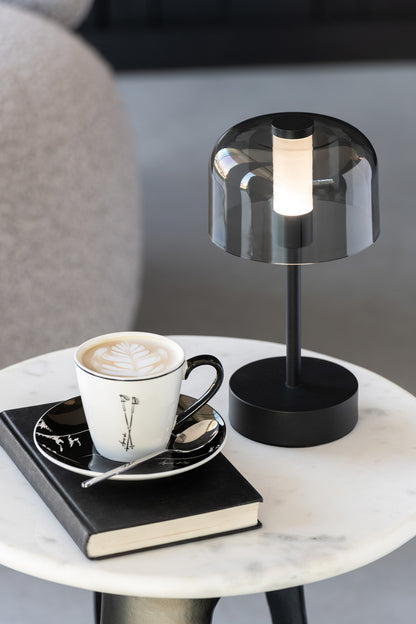 J-Line Doos met 4 koffiekopjes en schotels in zwart/wit keramiek, klein.