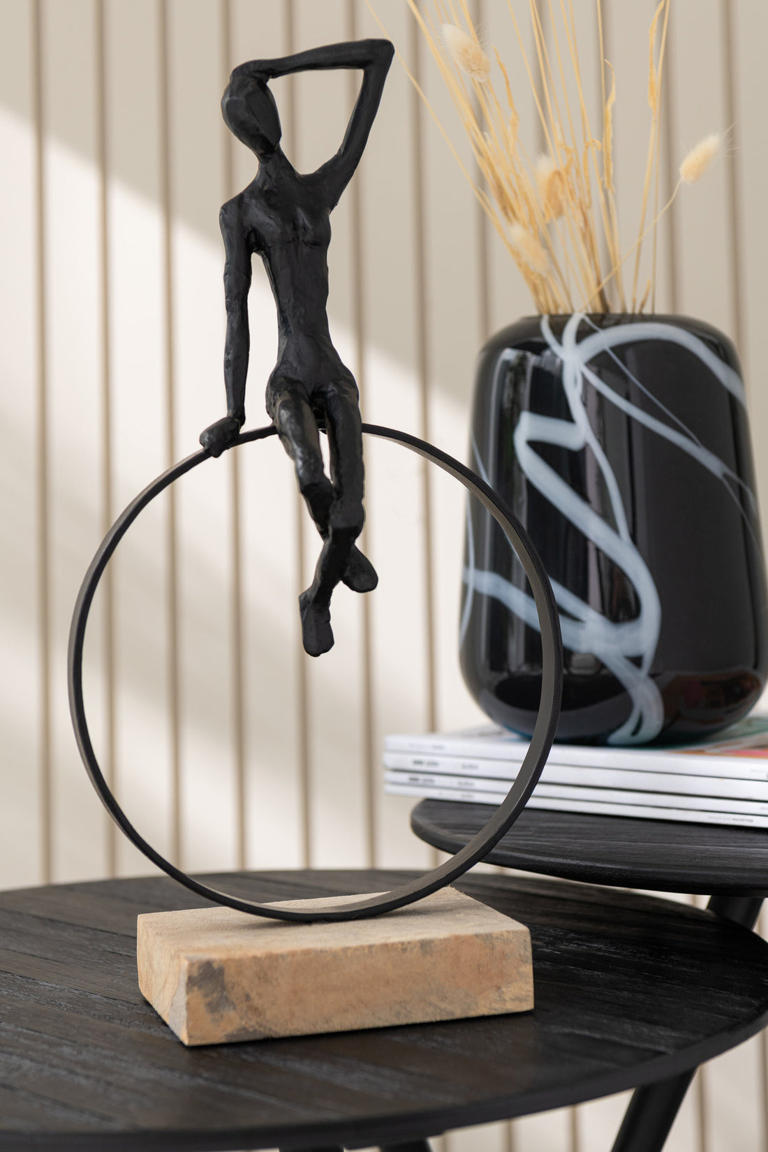 Lady On Ring Stand Resin/Iron Black