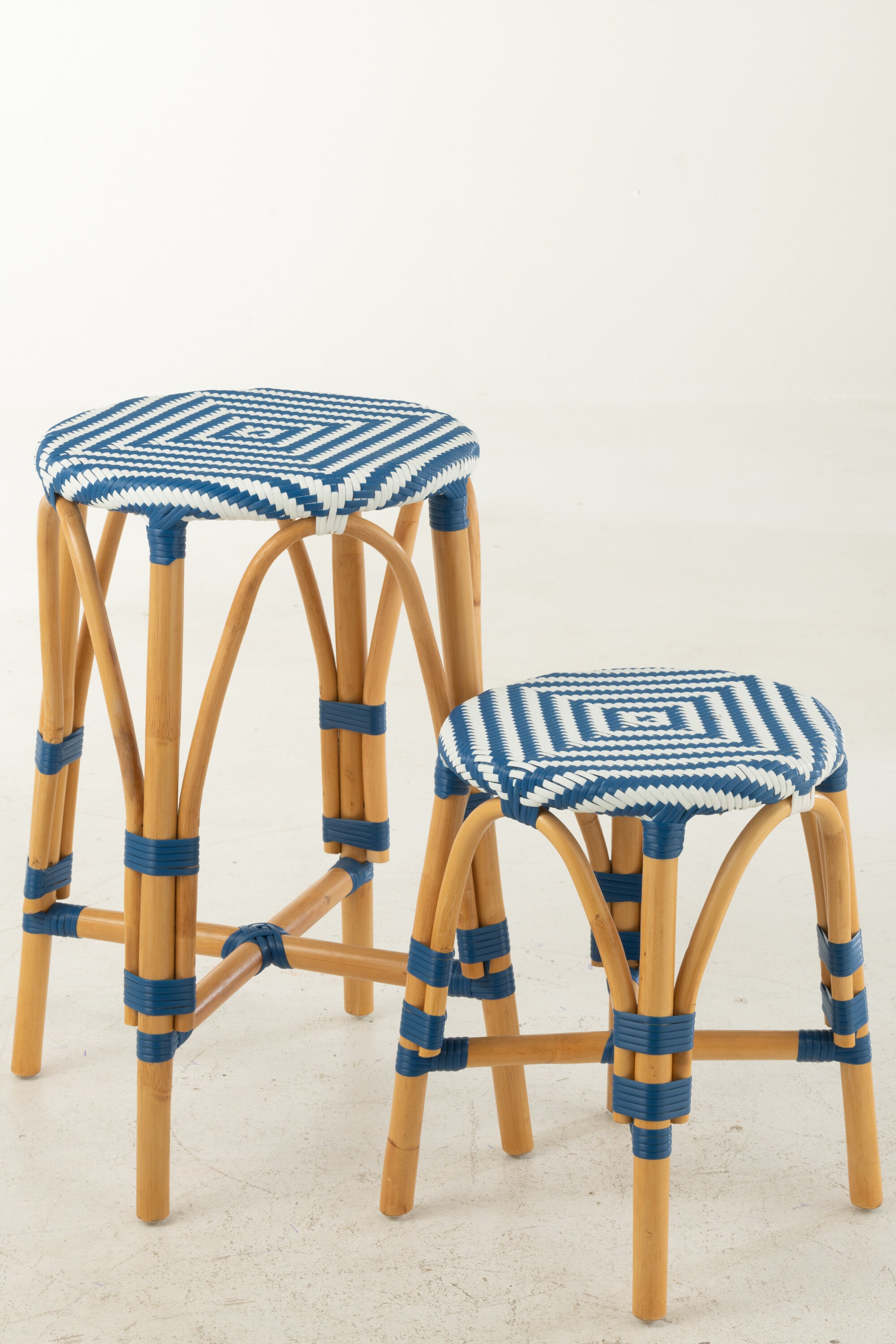 Kruk Rotan Blauw/Wit Groot