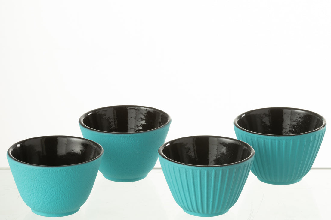 Doos met 2 theekopjes metaal blauw assortiment 2