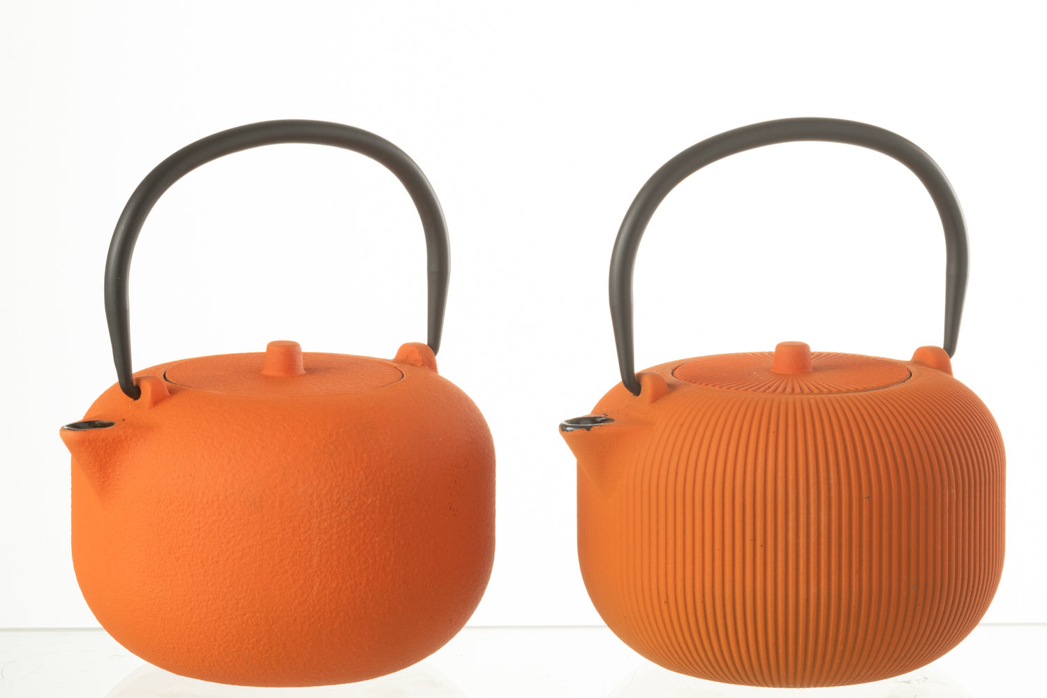 Doos van 1 theepot metaal oranje assortiment 2