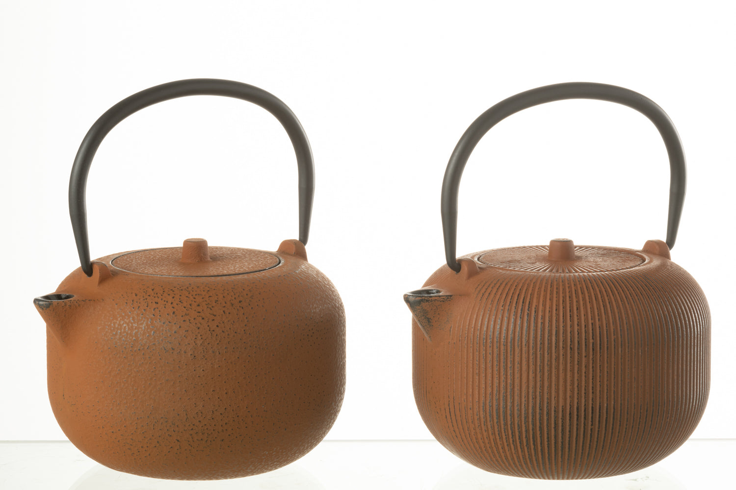 Doos van 1 theepot metaal bruin assortiment 2